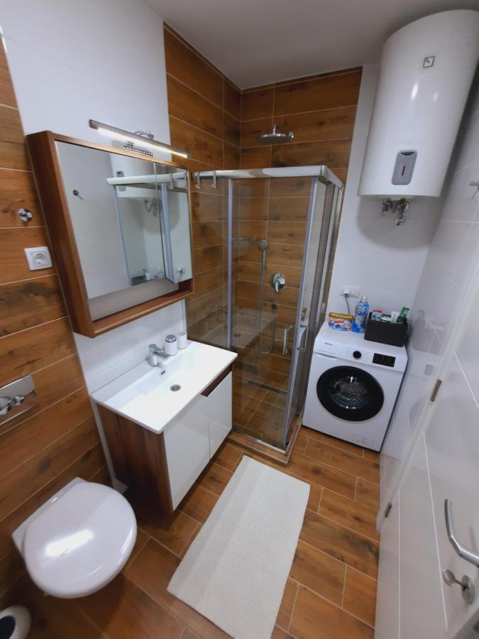 Apartman Kristal Сремска-Митровица Экстерьер фото